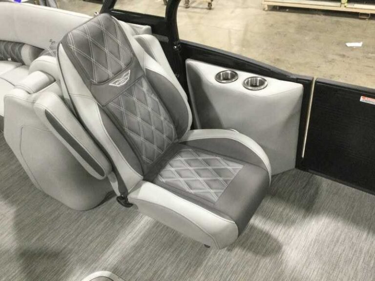 2021 Bennington 25RTFBA - Bowrider US-ETWK6565B121 [photo 19]